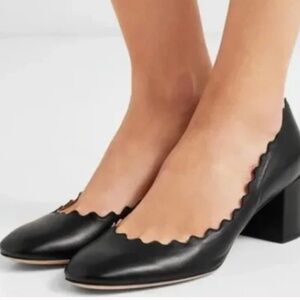 Chloe Lauren Black Leather Lauren Scallop Trim Block Block Heel Pumps